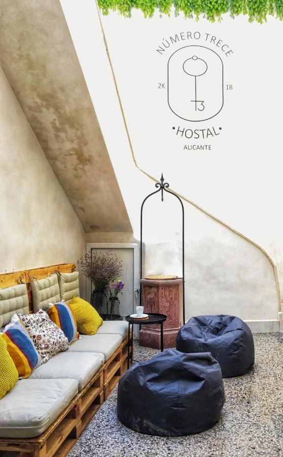 Hostel Numero Trece - Albergue Juvenil - Free Towels, Coffee & Tea, Remote Check-In (Adults Only) - Alicante, Alicante